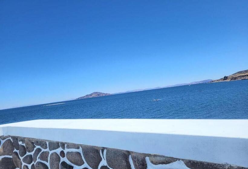 בית מלון כפרי Amantani Palace