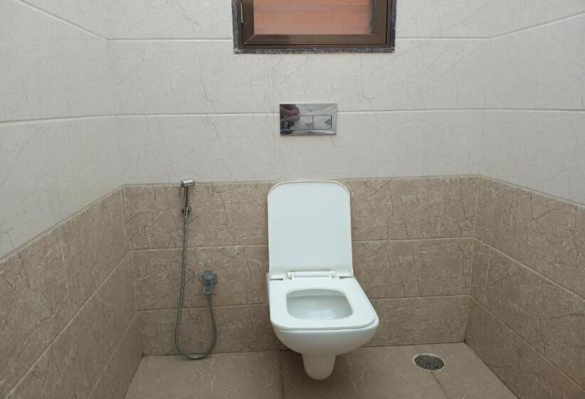 Hotel Apratim Lodging & Boarding