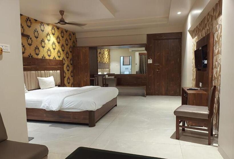 Hotel Apratim Lodging & Boarding