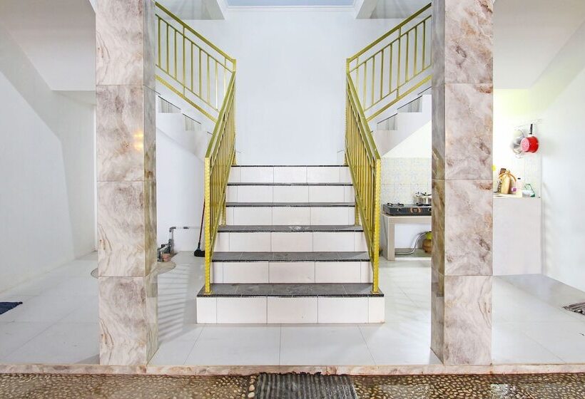 فندق Grand New Si Jago Mitra Reddoorz