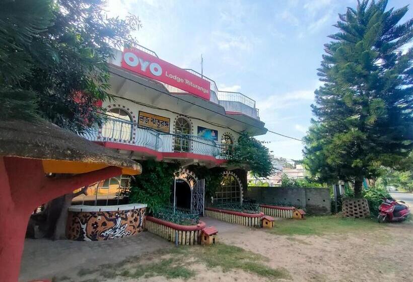 בית מלון כפרי Staymaker Rituranga   5 Mins Walk From Sonajhuri Haat