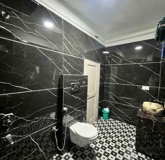 بنسيون The Hippo Homes