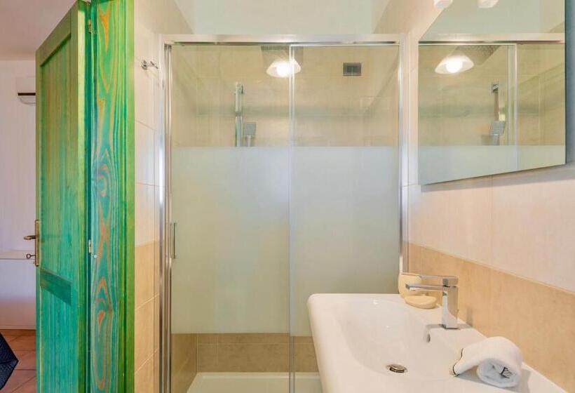 Residence Con Piscina A Santa Teresa Di Gallura