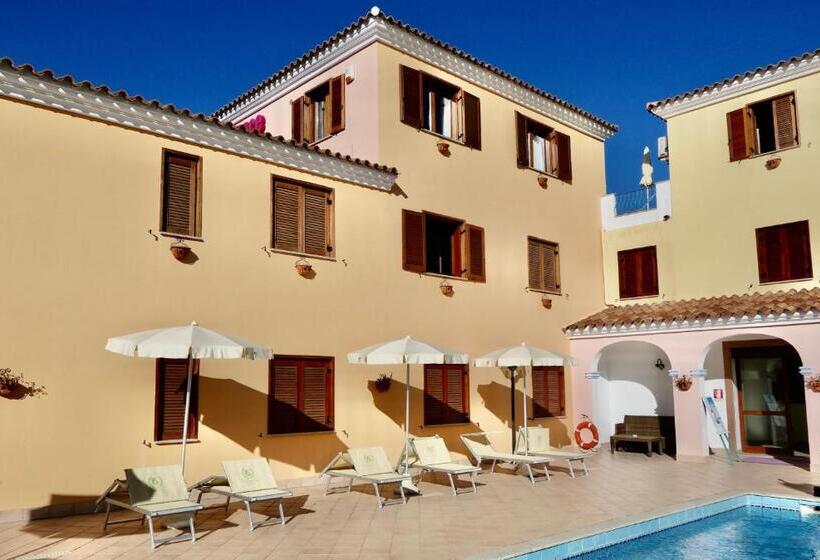 Residence Con Piscina A Sos Alinos