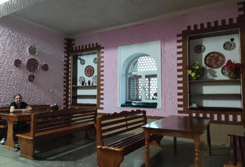 Goziyon Hostel