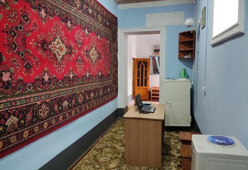 Goziyon Hostel