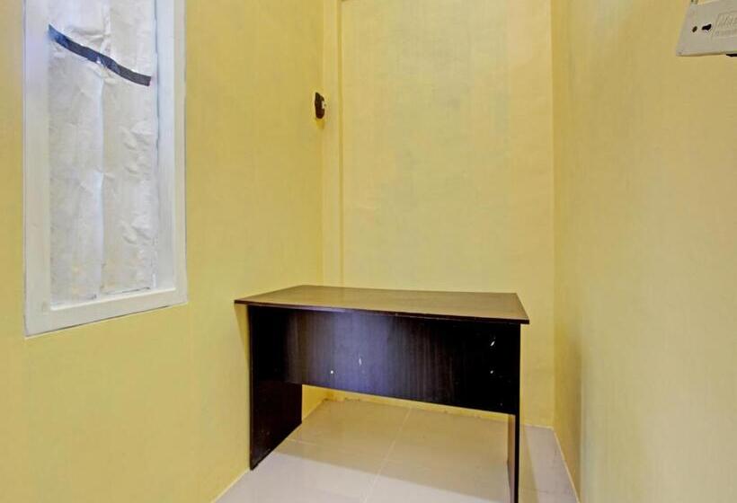 هتل Oyo 91818 Papaya Kos