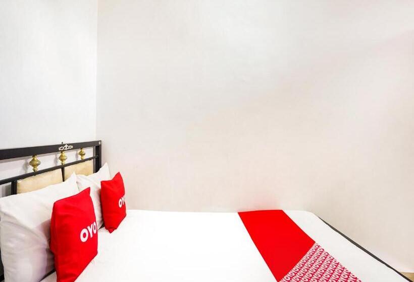 호텔 Tutus Homestay Syariah Redpartner