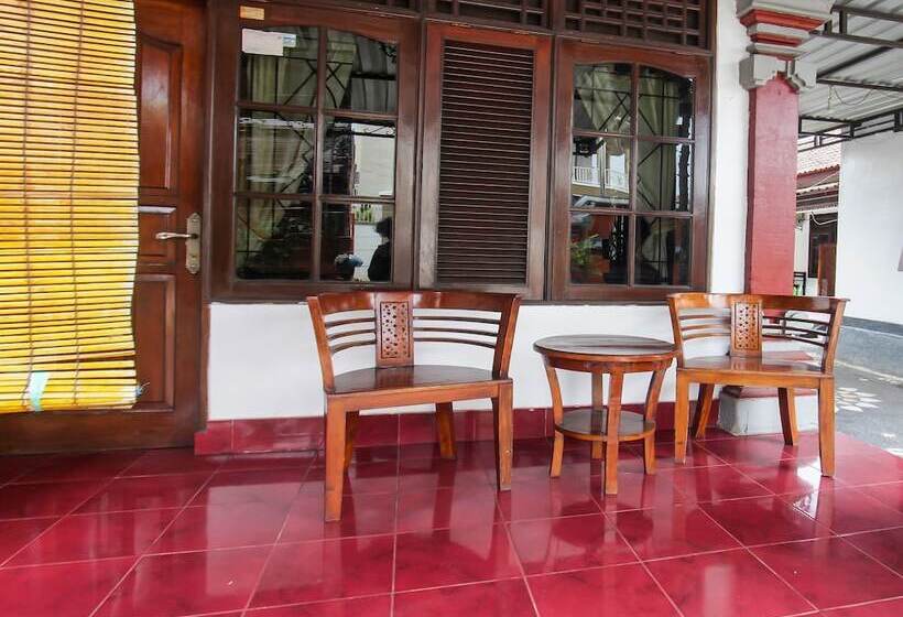 בית מלון כפרי Oyo 91829  Artha