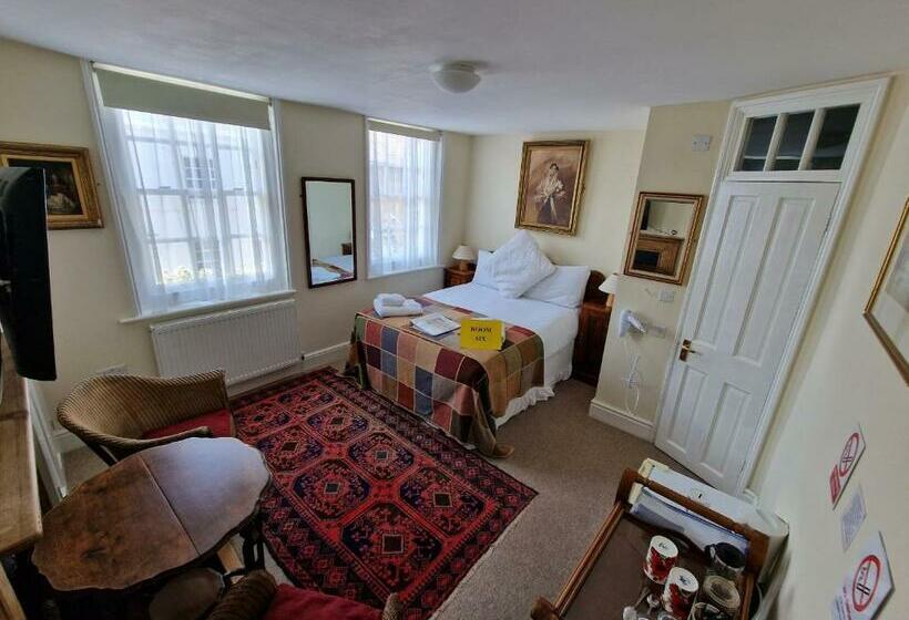 민박 Black Horse Canterbury