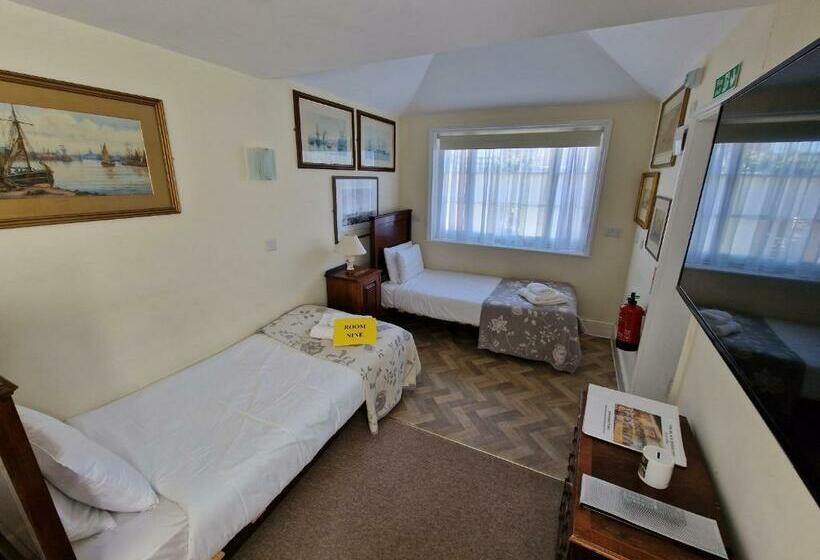 민박 Black Horse Canterbury