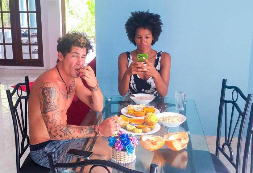 住宿加早餐  Blue Waves Madiha