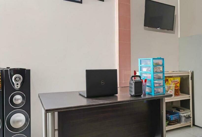 Отель Spot On 91832 Pondok Aqueduct