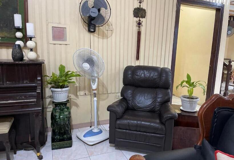 ペンション Mt View Rock Getaways Home