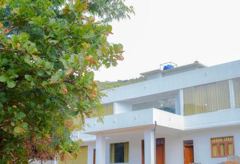 ホテル Crystal Riverston Deck