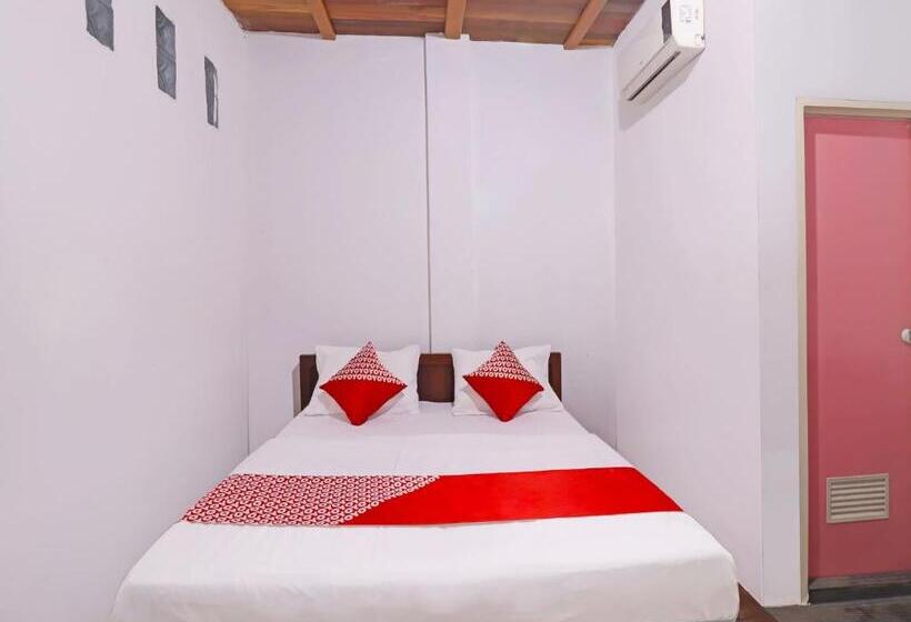 호텔 Oyo 91807 Kemalasari Guesthouse