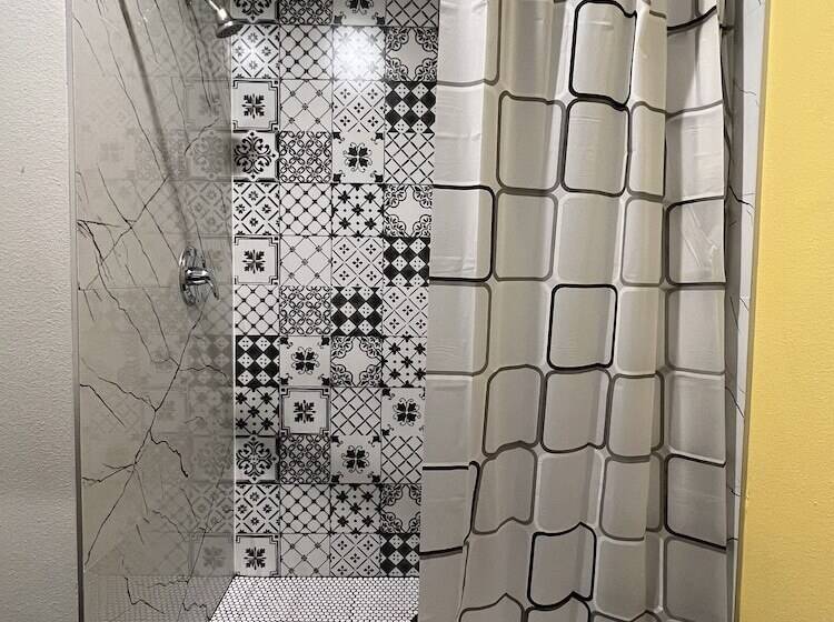 מוטל The Residency Suites