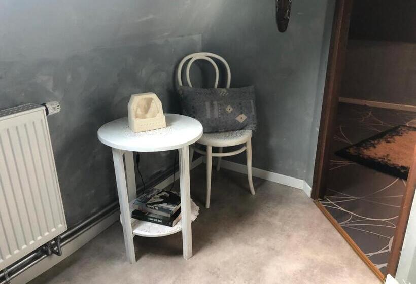 ペンション Maison D’hôtes Au Pied Du Château