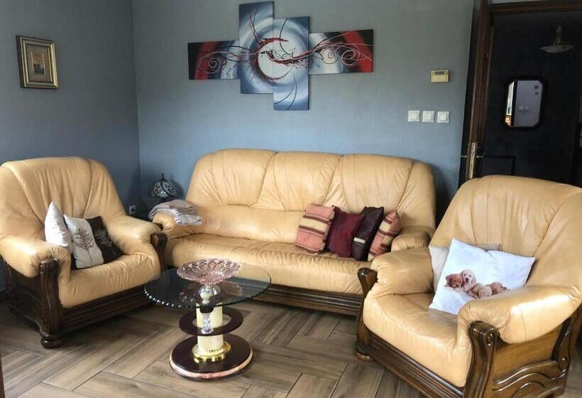 ペンション Maison D’hôtes Au Pied Du Château