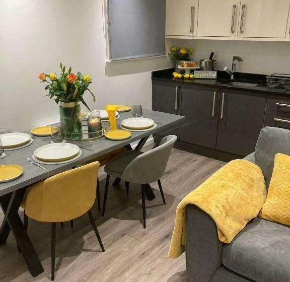 펜션 Me Old Abode Entire Garden Cabin Near The Sea