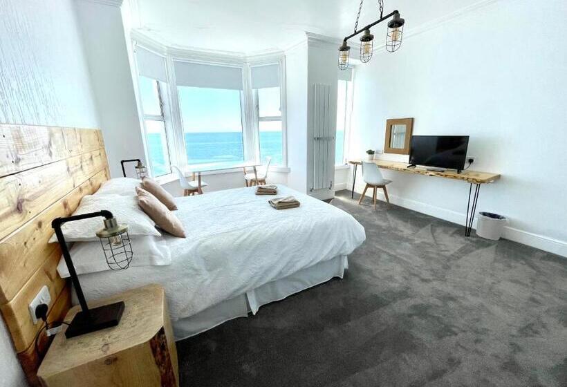 פנסיון Môr Heli Guest House Criccieth