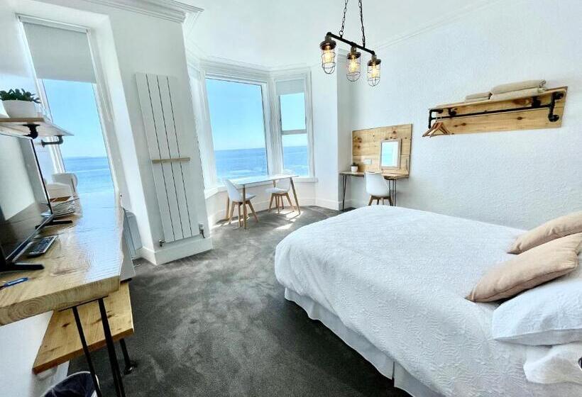 פנסיון Môr Heli Guest House Criccieth