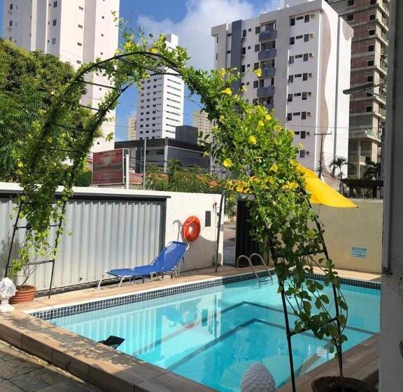 פנסיון Thematic Pousada