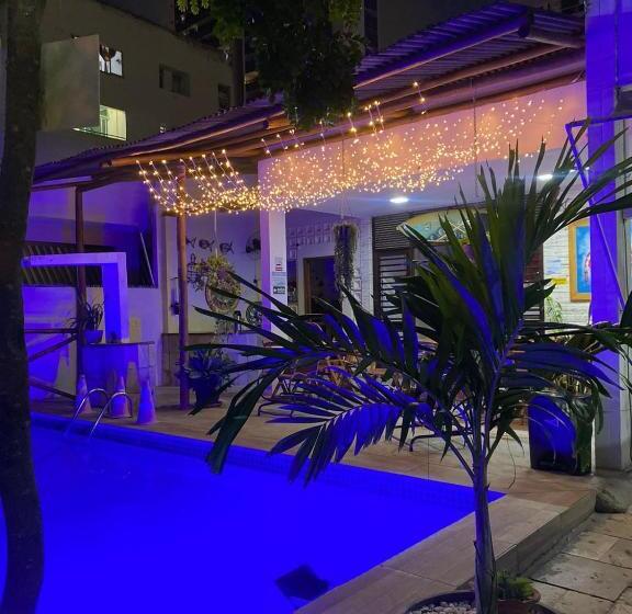 פנסיון Thematic Pousada