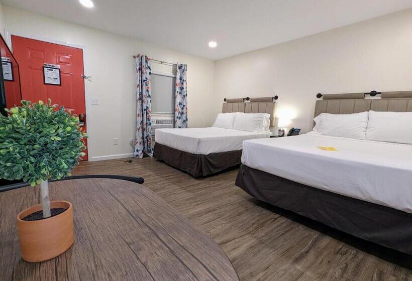 The Honey Bee Motel
