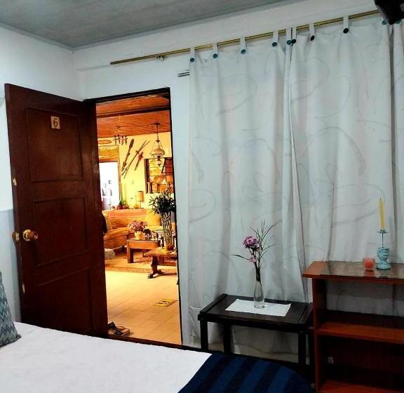 호스텔 Posada Turística La Ceiba