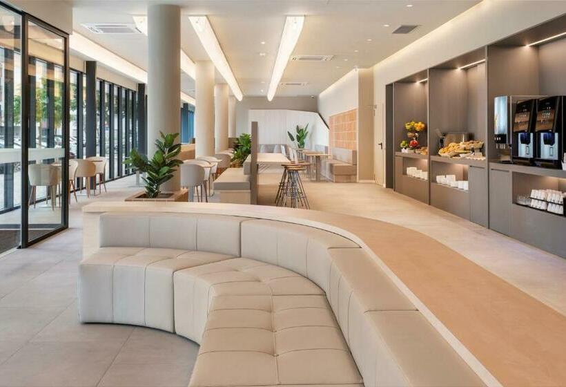 B&b Hotel Lisboa Oeiras