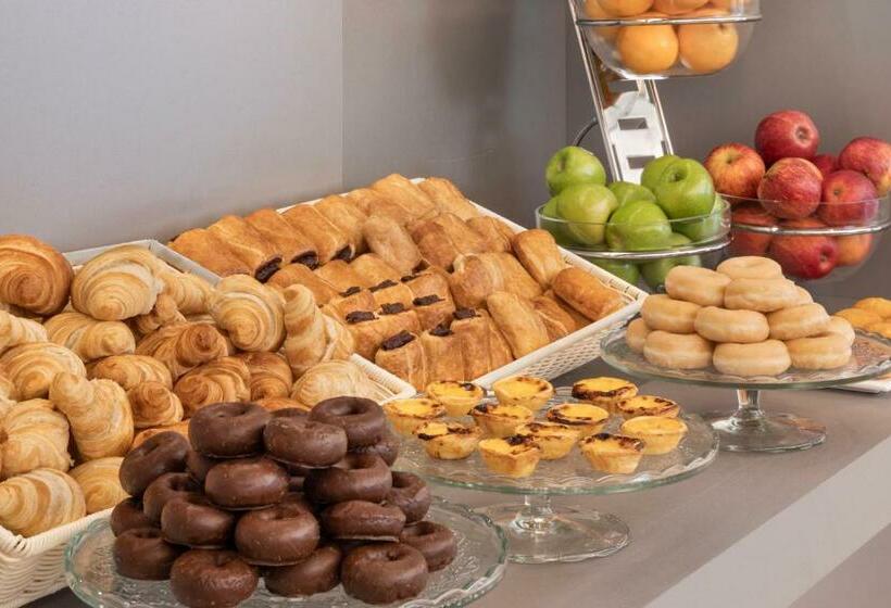 B&b Hotel Lisboa Oeiras