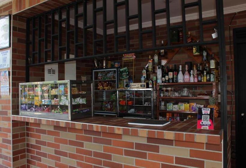 Finca Hotel Villa Gladys En Mesitas Del Colegio