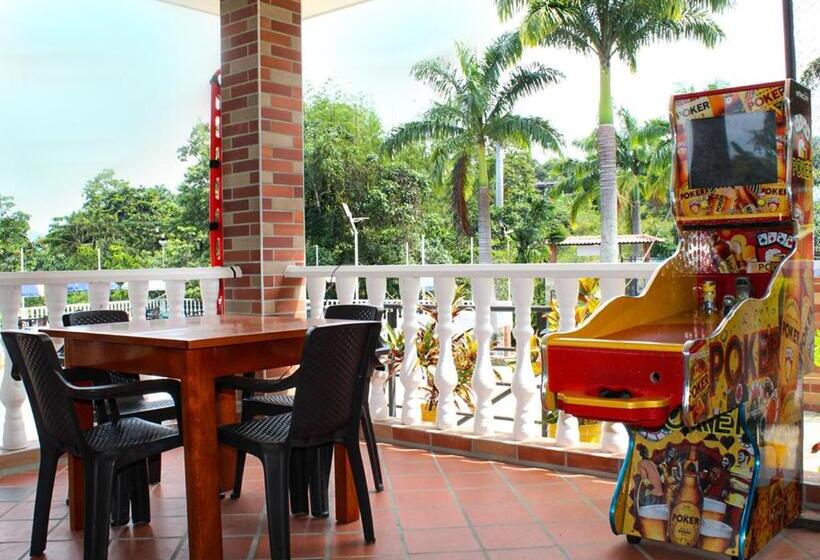 Finca Hotel Villa Gladys En Mesitas Del Colegio