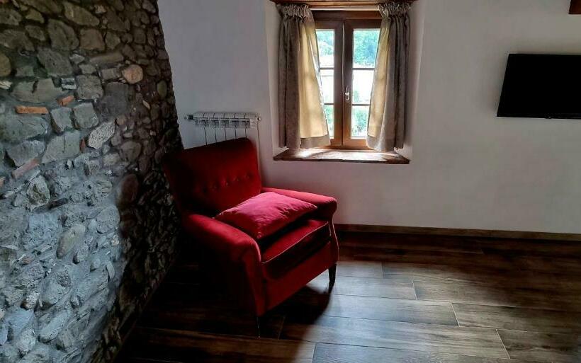 בית מלון כפרי Agriturismo Il Castello