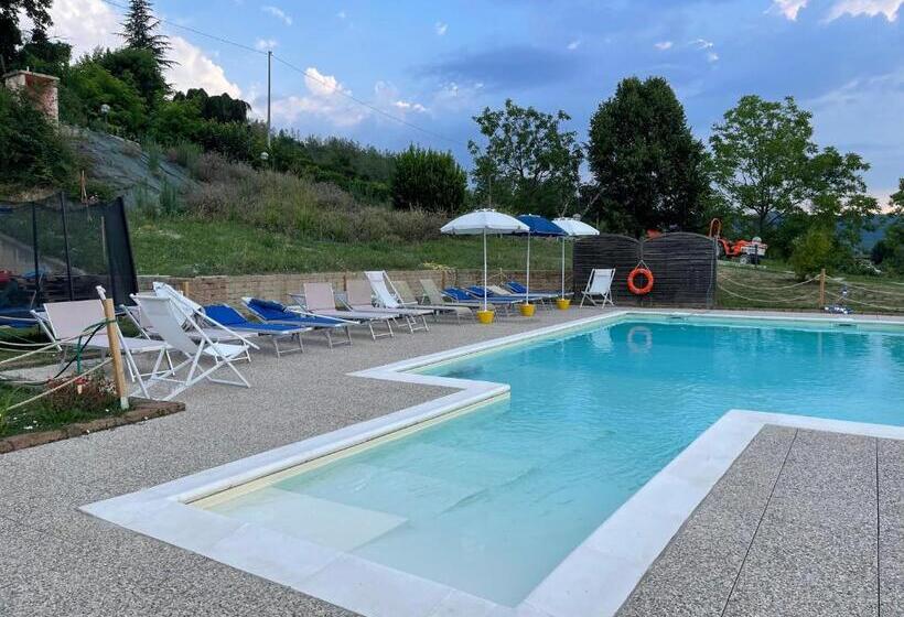 בית מלון כפרי Agriturismo Ippocastano