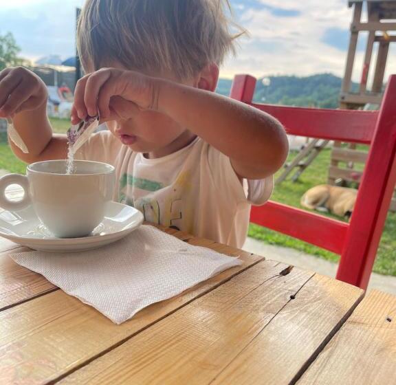 בית מלון כפרי Agriturismo Ippocastano