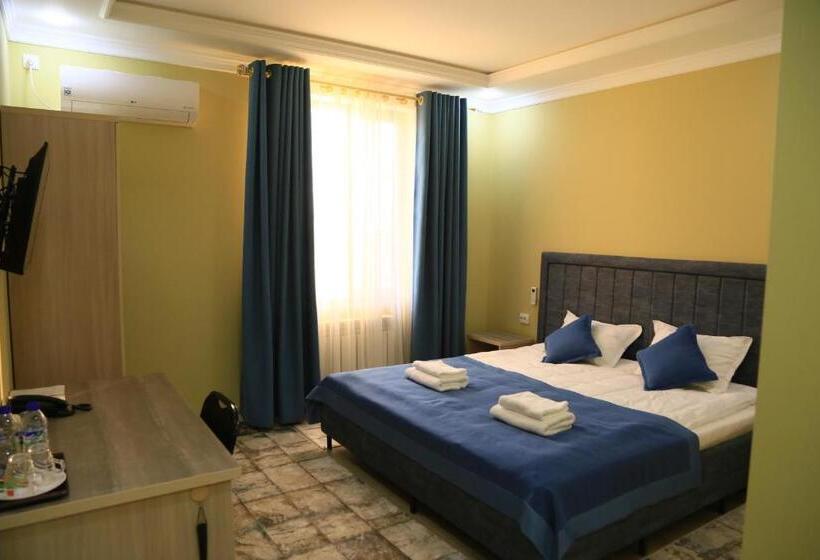 בית מלון כפרי Citizen