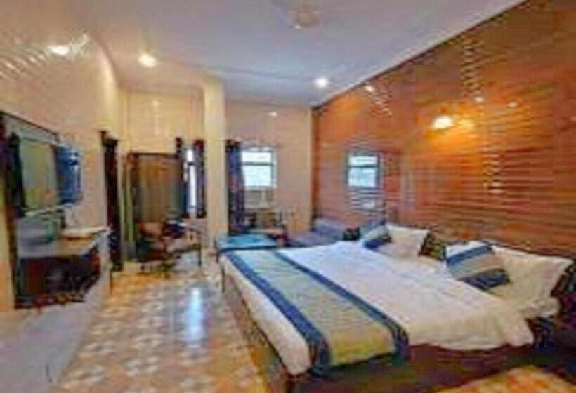 בית מלון כפרי Delight Inn, Amritsar