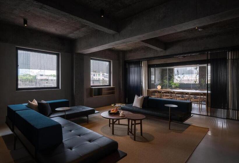 호텔 Jiangnan House Nantou