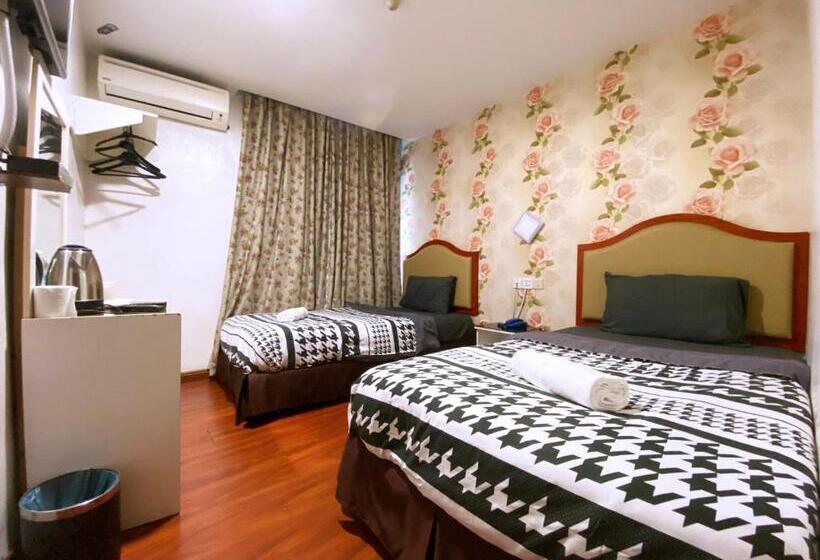 Mr Hotel Nusa Bestari