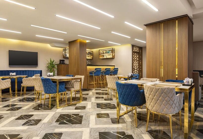 Trademark Collection By Wyndham Operla Airport Hotels