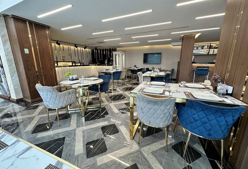 Trademark Collection By Wyndham Operla Airport Hotels