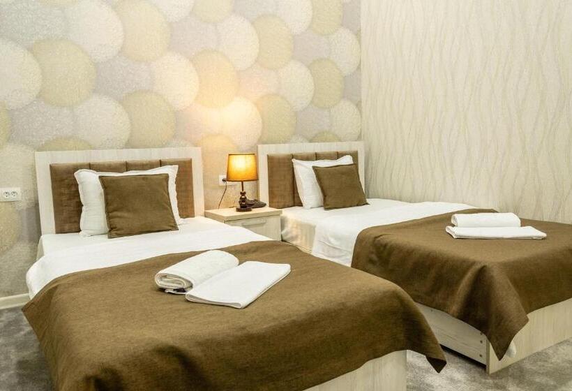 ホテル Osiyo Plaza