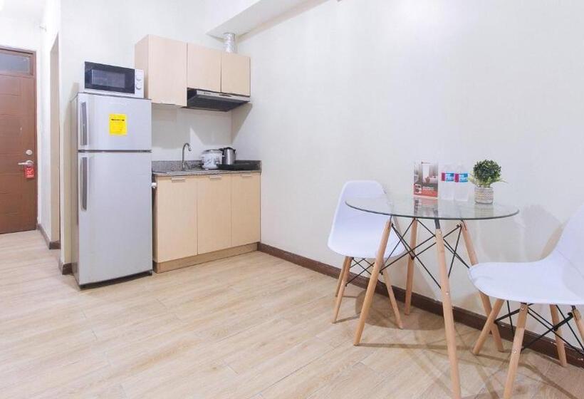 בית מלון כפרי Reddoorz Plus @ Cuarto Verde Staycation