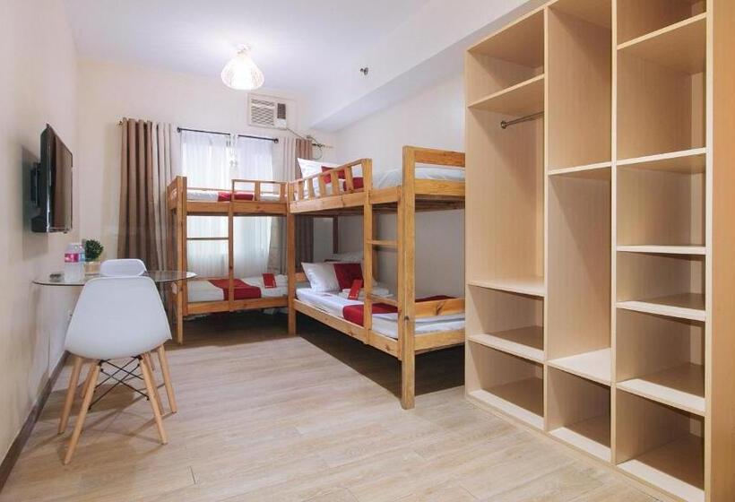 בית מלון כפרי Reddoorz Plus @ Cuarto Verde Staycation