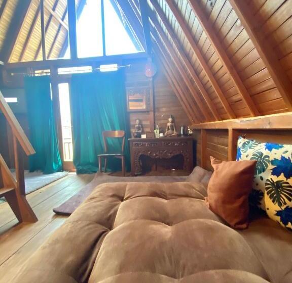 Отель Resort & Resto Talaga Sundayana