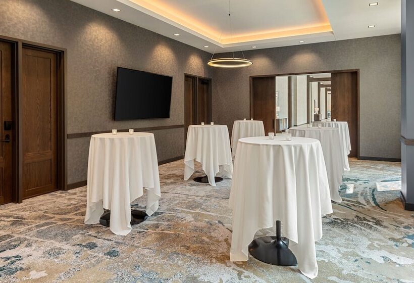 ホテル The Trade, Autograph Collection