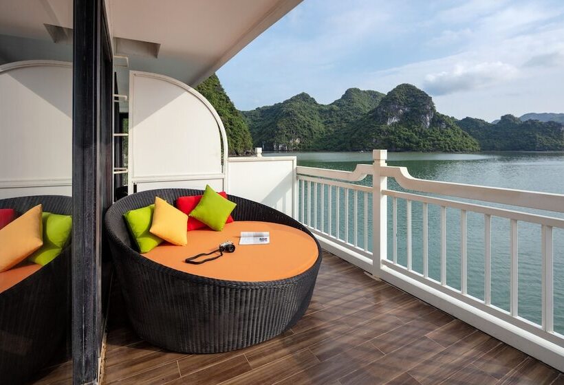 هتل Verdure Lotus Classic Cruise