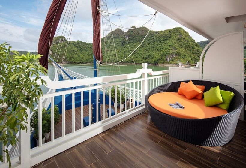 هتل Verdure Lotus Classic Cruise